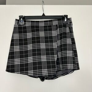 Black & White Plaid Skort